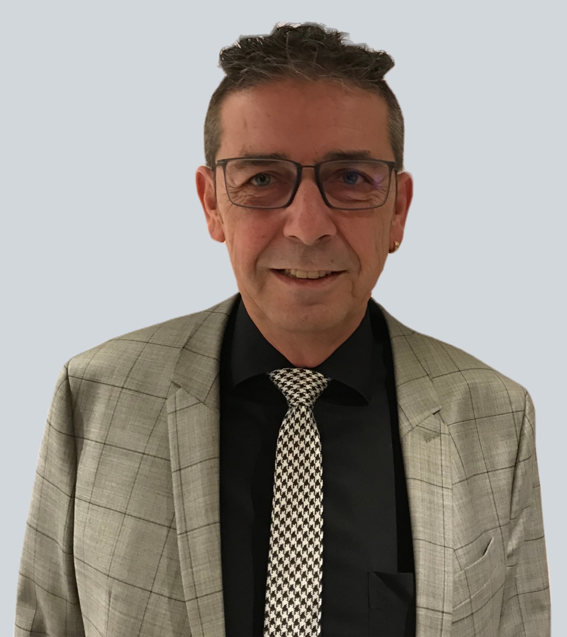 Kontakt
016090571640